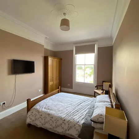 Apartment No. 1 Grosvenor Crescent, First Floor Scarborough